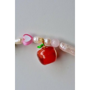 Collier pomme rouge en verre soufflé et perles d'eau douce