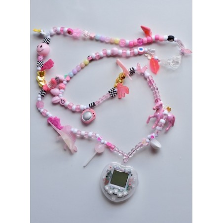 Long collier rose tamagotchi