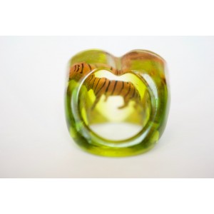 tiger miniature in resin ring