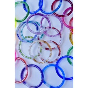 Bracelets à eau coloré et paillettes