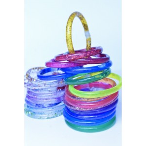 Eighties water bangles with floating glitters