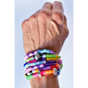 Multicolor beaded necklace with plastic iron beads