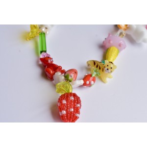 Necklace with multicoloured animals glass beads
