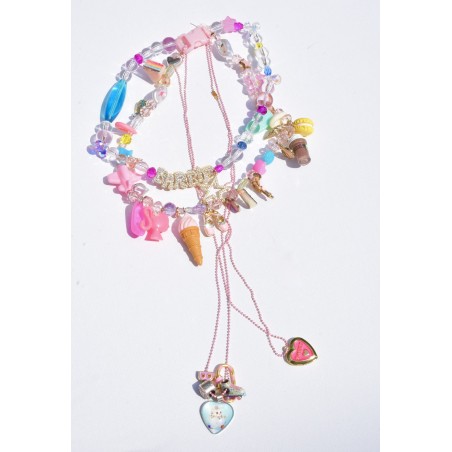 Collier poupée rose avec breloques pour femme