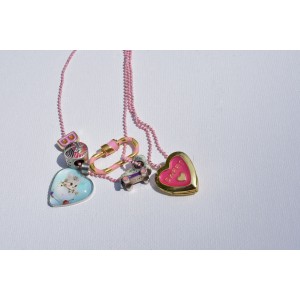 Doll pink necklace for woman with several beads