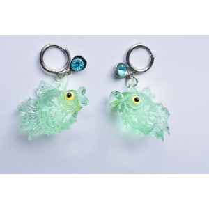 Transparent green fish earrings in glass