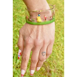 Snow white resin bangle diorama handmade