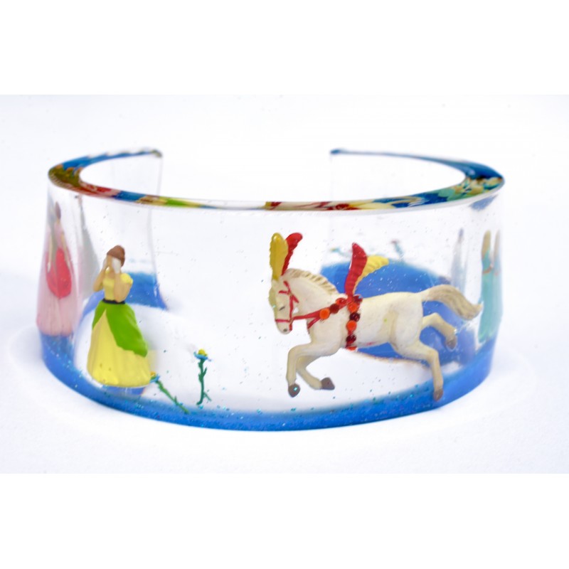 Cinderella diorama cuff bracelet