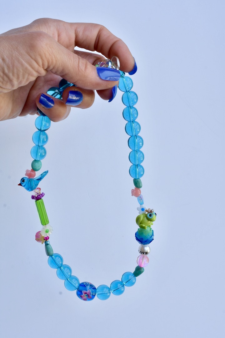 Prince frog cristal beaded necklace