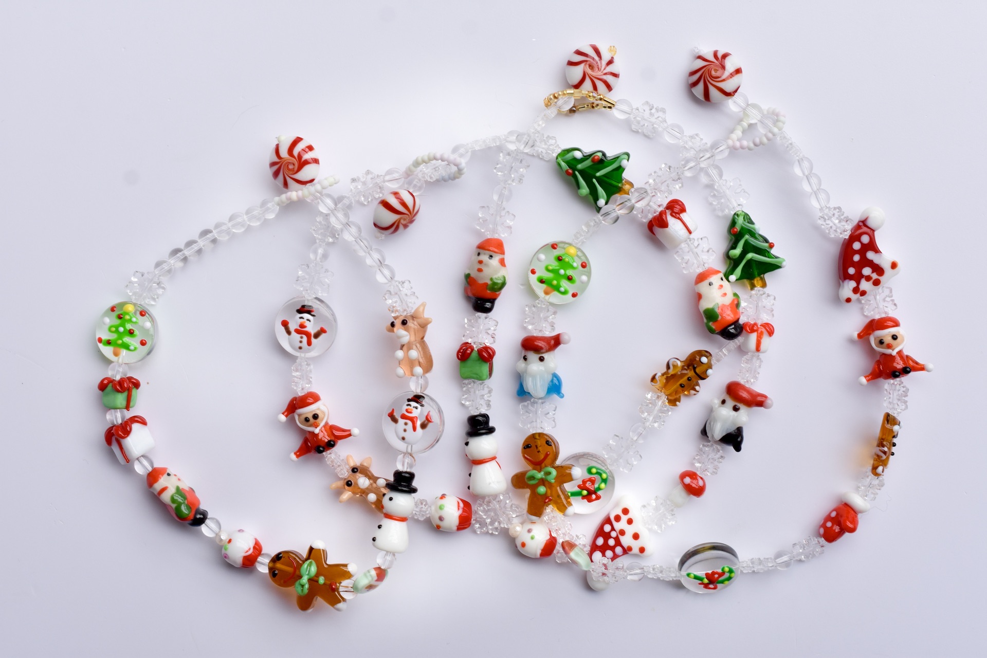 Christmas necklace choker handmade with glass beads